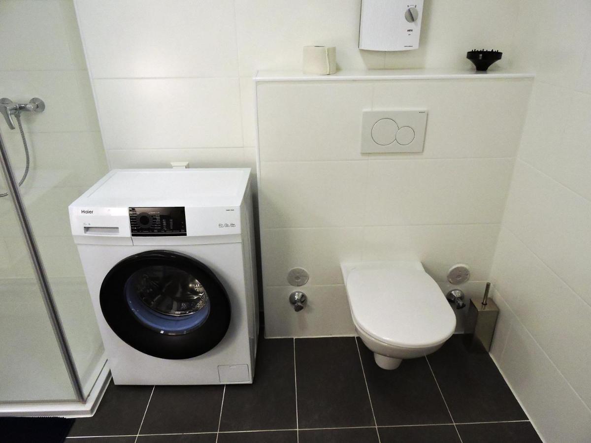 101 Athen, Studio Apartment, 38M2 1-4 Pers Klagenfurt am Woerthersee Exteriör bild